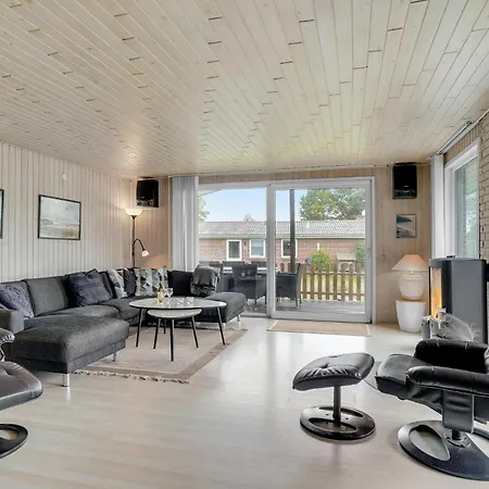 3 Bedroom Amazing In Hurup Thy בית נופש *