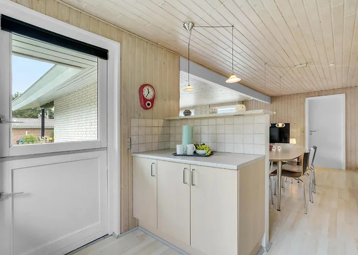 3 Bedroom Amazing In Hurup Thy